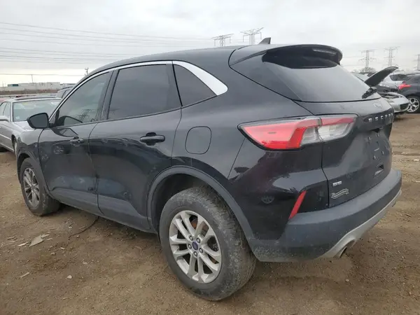 1FMCU9G6XNUB10825 2022 FORD ESCAPE - Image 2