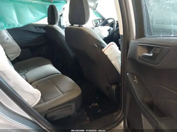 1FMCU9G6XNUB30640 2022 FORD ESCAPE - Image 8