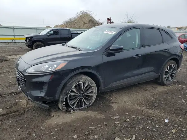1FMCU9G6XNUB34252 2022 FORD ESCAPE - Image 1