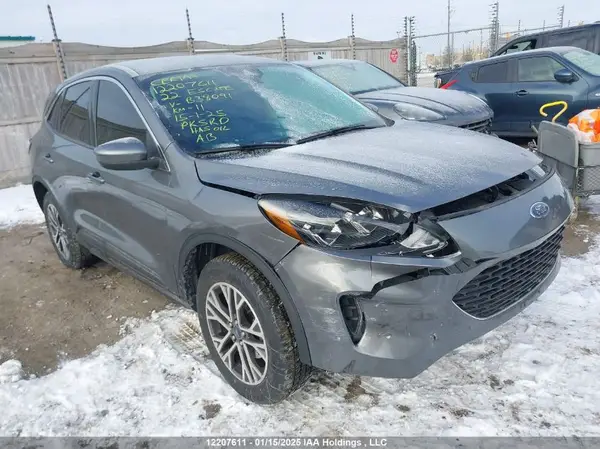 1FMCU9G6XNUB38091 2022 FORD ESCAPE - Image 1