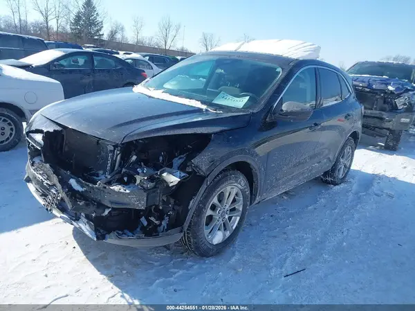 1FMCU9G6XNUB43985 2022 FORD ESCAPE - Image 2