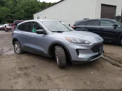 1FMCU9G6XNUB52475 2022 FORD ESCAPE