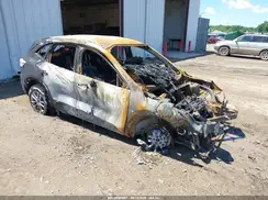 1FMCU9G6XNUB71530 2022 FORD ESCAPE
