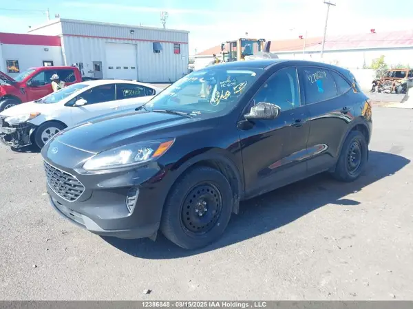 1FMCU9G6XNUB76629 2022 FORD ESCAPE - Image 2