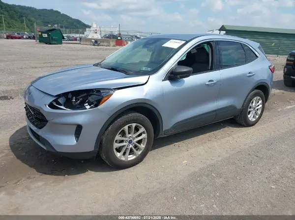 1FMCU9G6XNUB83144 2022 FORD ESCAPE - Image 2