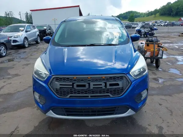 1FMCU9G8KUE30952 2017 FORD ESCAPE - Image 1