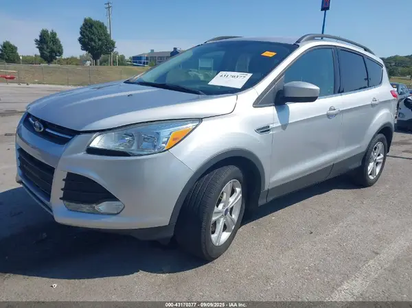 1FMCU9G90GUA10696 2016 FORD ESCAPE - Image 2