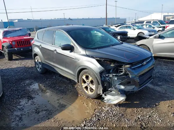 1FMCU9G90GUA22864 2016 FORD ESCAPE - Image 1