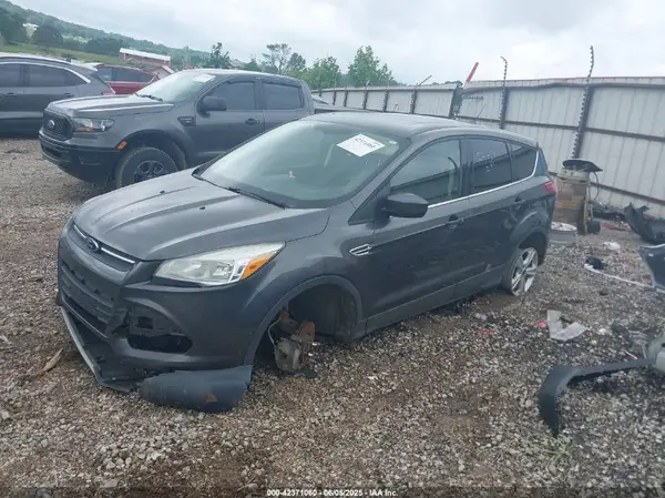1FMCU9G90GUA54665 2016 FORD ESCAPE - Image 2