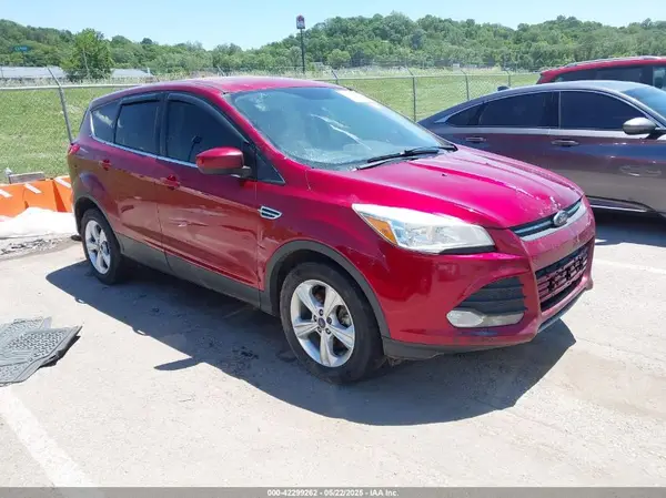 1FMCU9G90GUA77489 2016 FORD ESCAPE - Image 1