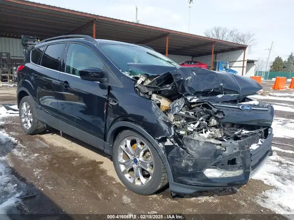 1FMCU9G90GUC22773 2016 FORD ESCAPE - Image 1