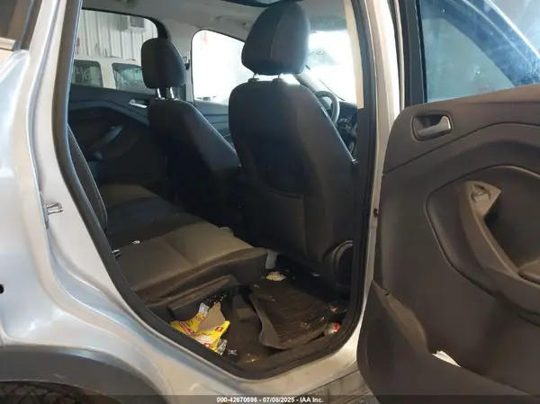 1FMCU9G90HUA24244 2017 FORD ESCAPE - Image 8