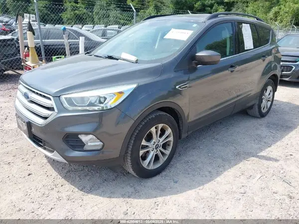1FMCU9G90HUA55512 2017 FORD ESCAPE - Image 2
