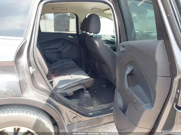 1FMCU9G90HUA55512 2017 FORD ESCAPE - Image 8