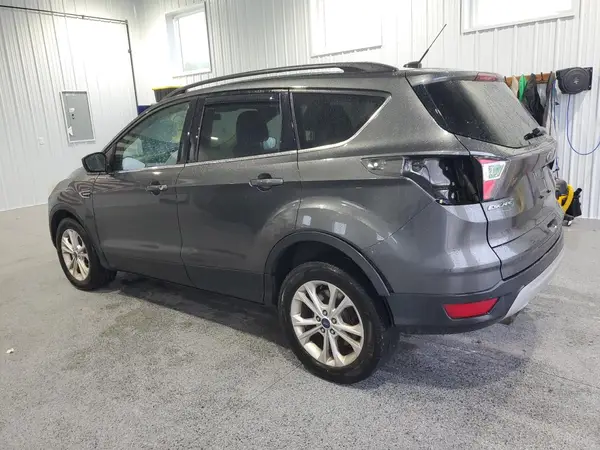 1FMCU9G90HUA68020 2017 FORD ESCAPE - Image 2