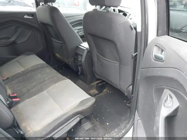 1FMCU9G90HUA74044 2017 FORD ESCAPE - Image 8