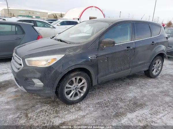 1FMCU9G90HUA85769 2017 FORD ESCAPE - Image 2