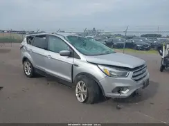 1FMCU9G90HUB30452 2017 FORD ESCAPE