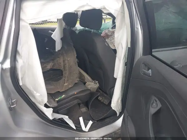 1FMCU9G90HUB30452 2017 FORD ESCAPE - Image 8