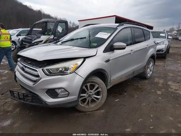1FMCU9G90HUB39684 2017 FORD ESCAPE - Image 2
