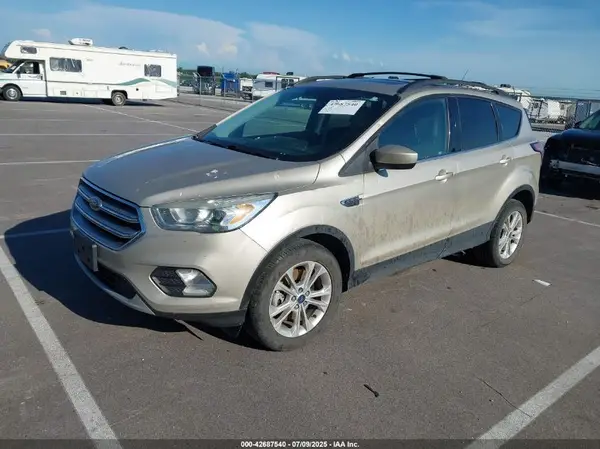 1FMCU9G90HUB91607 2017 FORD ESCAPE - Image 2