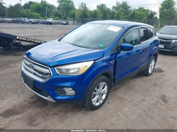 1FMCU9G90HUB96984 2017 FORD ESCAPE - Image 2
