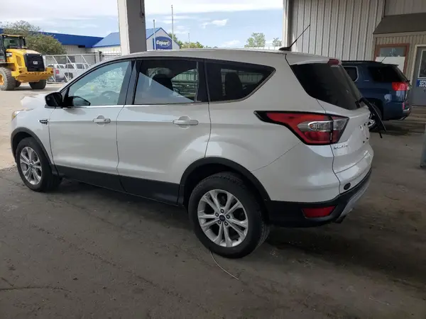 1FMCU9G90HUC00063 2017 FORD ESCAPE - Image 2