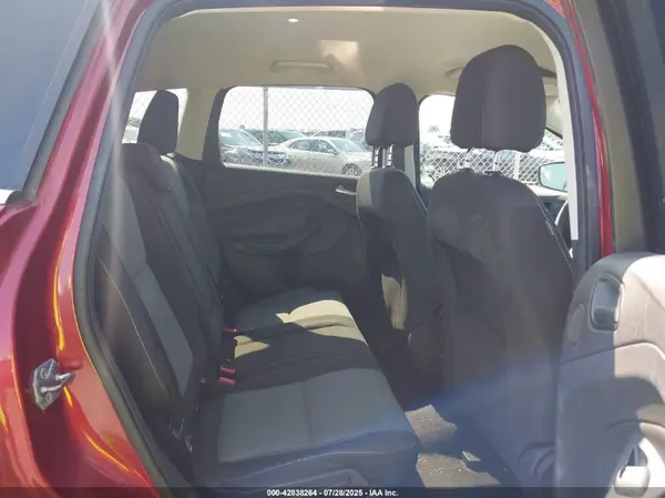 1FMCU9G90HUC10771 2017 FORD ESCAPE - Image 8