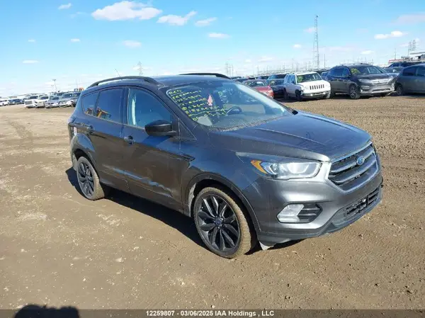1FMCU9G90HUC36013 2017 FORD ESCAPE - Image 1