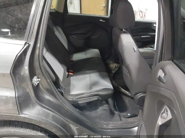 1FMCU9G90HUC89018 2017 FORD ESCAPE - Image 8