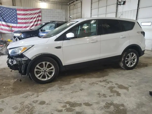 1FMCU9G90HUC96504 2017 FORD ESCAPE - Image 1