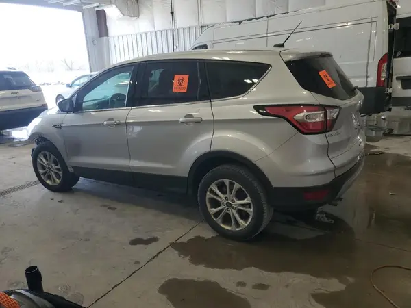 1FMCU9G90HUD29792 2017 FORD ESCAPE - Image 2