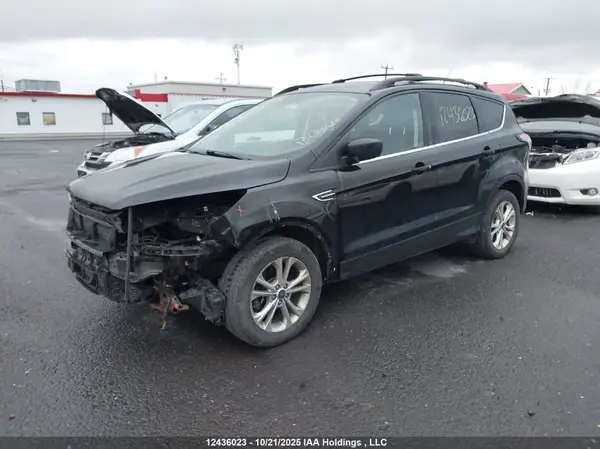1FMCU9G90HUD79365 2017 FORD ESCAPE - Image 2