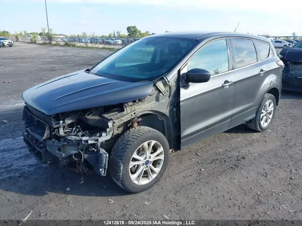 1FMCU9G90HUD97168 2017 FORD ESCAPE - Image 2