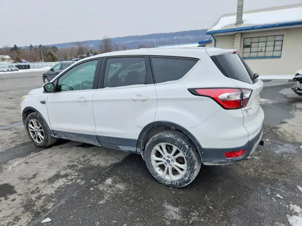 1FMCU9G90HUE29049 2017 FORD ESCAPE - Image 2