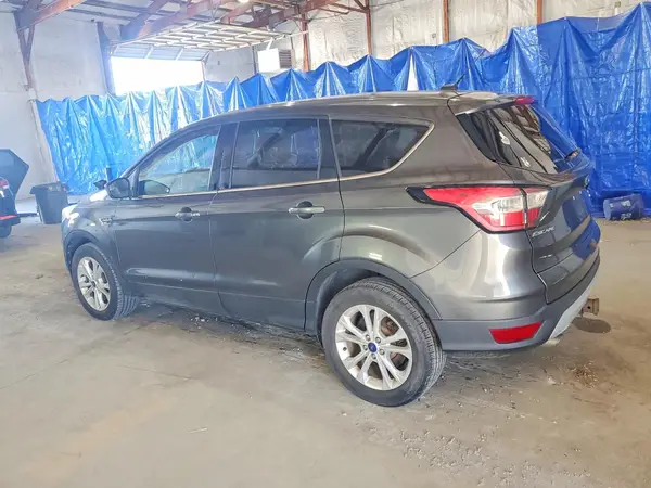 1FMCU9G90HUE32274 2017 FORD ESCAPE - Image 2