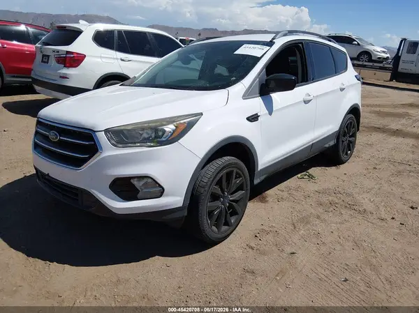 1FMCU9G90HUE37040 2017 FORD ESCAPE - Image 2