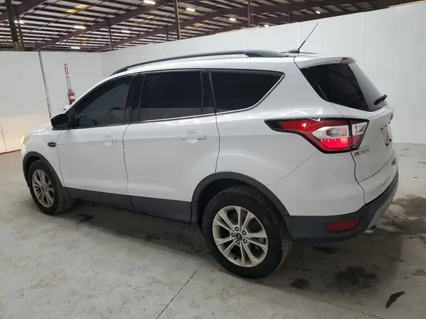 1FMCU9G90HUE38138 2017 FORD ESCAPE - Image 2