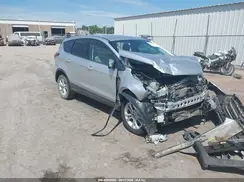 1FMCU9G90KUB33911 2019 FORD ESCAPE