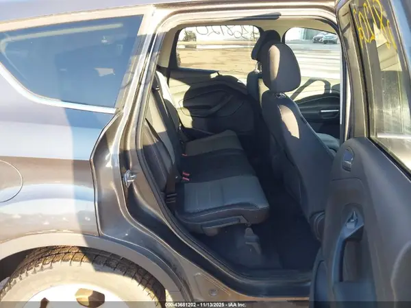 1FMCU9G91GUA30634 2016 FORD ESCAPE - Image 8