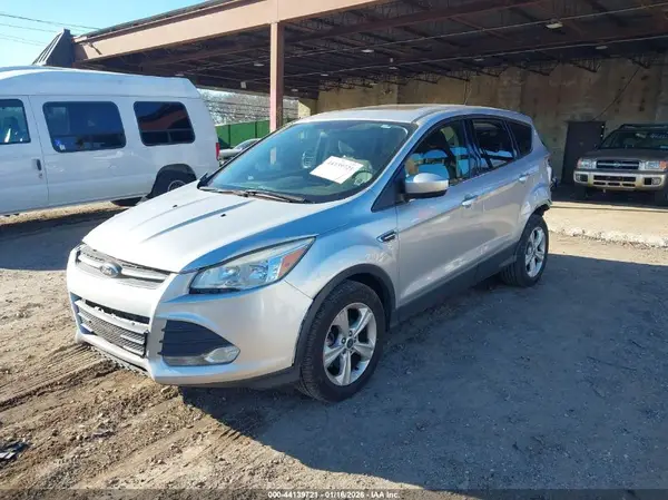 1FMCU9G91GUA69675 2016 FORD ESCAPE - Image 2