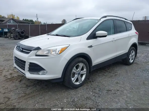 1FMCU9G91GUB27476 2016 FORD ESCAPE - Image 2
