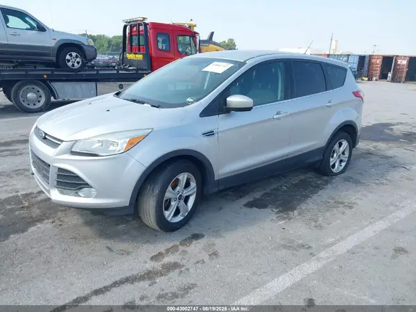 1FMCU9G91GUB82560 2016 FORD ESCAPE - Image 2