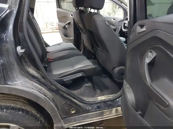 1FMCU9G91HUA47452 2017 FORD ESCAPE - Image 8