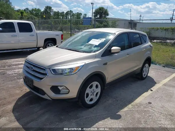 1FMCU9G91HUA59715 2017 FORD ESCAPE - Image 2