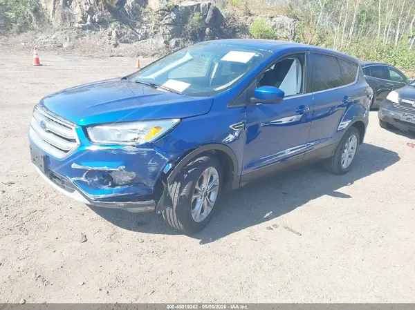 1FMCU9G91HUA73498 2017 FORD ESCAPE - Image 2