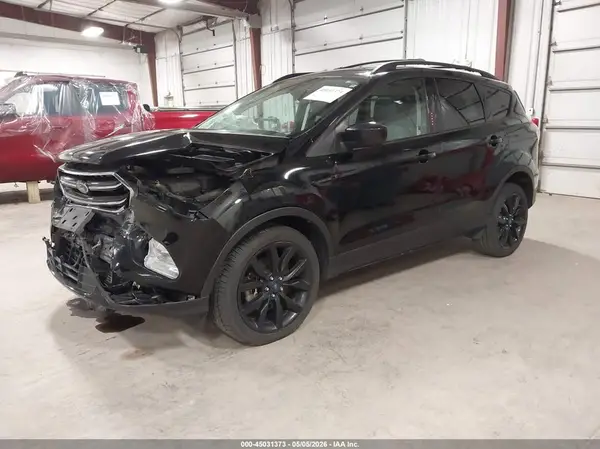 1FMCU9G91HUA94027 2017 FORD ESCAPE - Image 2