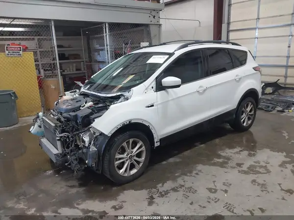 1FMCU9G91HUB02935 2017 FORD ESCAPE - Image 2