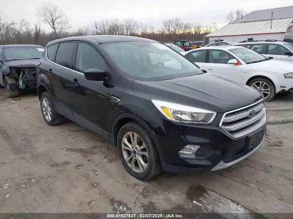 1FMCU9G91HUB67817 2017 FORD ESCAPE - Image 1