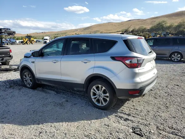 1FMCU9G91HUB68207 2017 FORD ESCAPE - Image 2